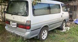 Toyota Hiace 1994 года за 2 700 000 тг. в Семей – фото 4