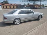 Mercedes-Benz E 240 2001 года за 4 600 000 тг. в Шымкент – фото 4