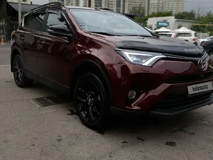Toyota RAV4 2019 года за 11 900 000 тг. в Алматы – фото 24