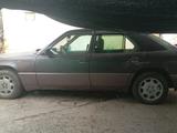 Mercedes-Benz E 220 1993 года за 1 200 000 тг. в Шымкент