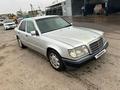 Mercedes-Benz E 200 1994 годаfor1 300 000 тг. в Караганда