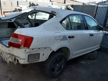 Skoda Octavia 2013 годаүшін3 500 000 тг. в Астана – фото 2