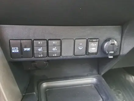 Toyota RAV4 2013 года за 8 990 000 тг. в Алматы – фото 21