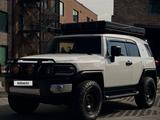 Toyota FJ Cruiser 2022 годаүшін30 500 000 тг. в Алматы