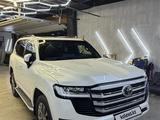 Toyota Land Cruiser 2023 годаfor55 000 000 тг. в Астана – фото 3