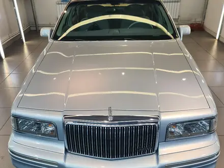 Lincoln Town Car 1995 года за 12 500 000 тг. в Алматы – фото 4