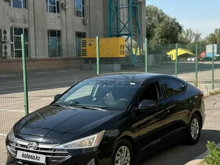 Hyundai Elantra 2018 года за 6 400 000 тг. в Алматы