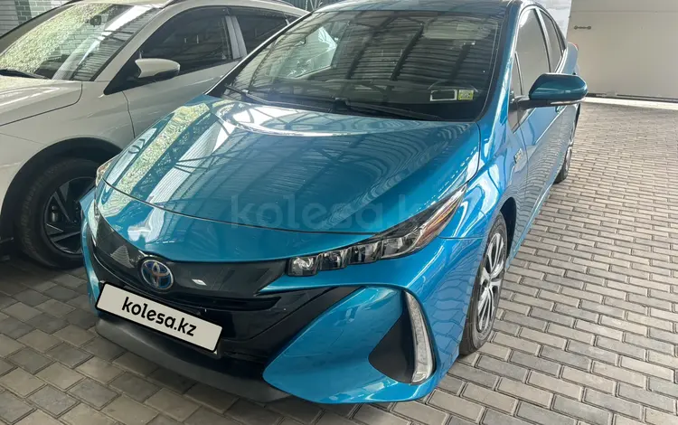 Toyota Prius Prime 2021 годаfor12 000 000 тг. в Алматы