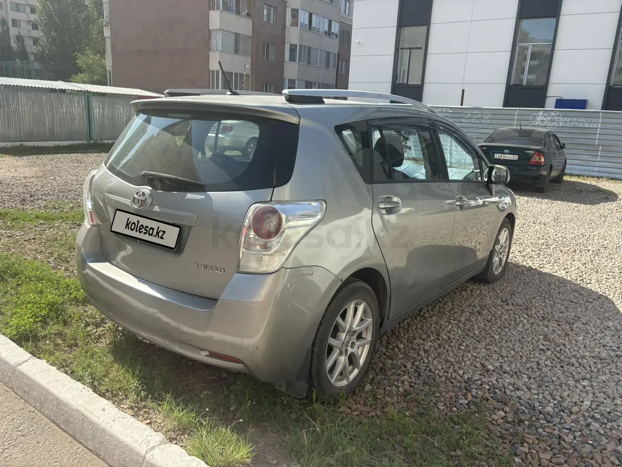 Toyota Verso, 2011