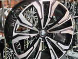 BMW X7 на 22 новые диски за 600 000 тг. в Астана
