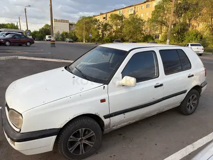 Volkswagen Golf 1993 года за 850 000 тг. в Караганда – фото 4
