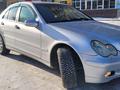 Mercedes-Benz C 180 2006 годаfor3 900 000 тг. в Алматы