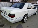 Mercedes-Benz E 220 1993 годаүшін2 800 000 тг. в Кентау – фото 4