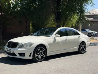 Mercedes-Benz S 500