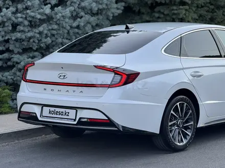 Hyundai Sonata 2021 года за 10 500 000 тг. в Шымкент – фото 2