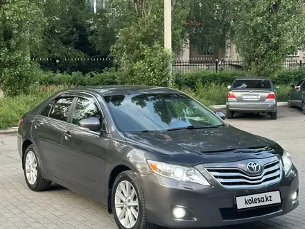 Toyota Camry 2010 года за 8 300 000 тг. в Усть-Каменогорск