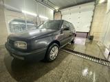 Volkswagen Golf 1995 годаүшін1 800 000 тг. в Караганда – фото 2