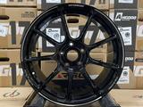 Rays Volk GT090 R18 8, 5J 5x114, 3 ET40 Gloss Black + Milling за 360 000 тг. в Алматы