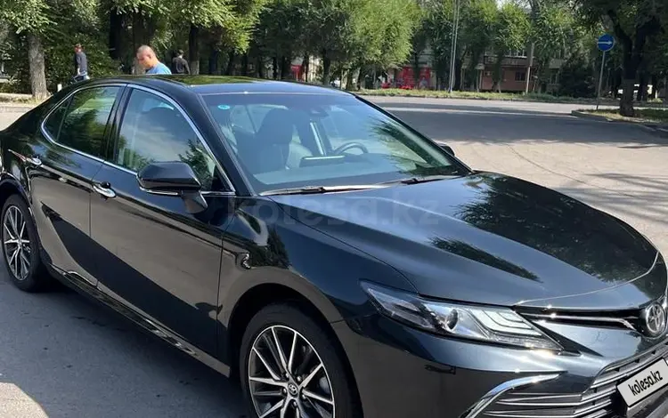 Toyota Camry 2022 года за 16 000 000 тг. в Павлодар