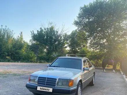 Mercedes-Benz E 230 1991 года за 1 550 000 тг. в Тараз – фото 10