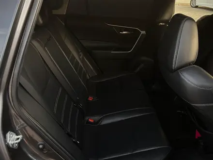 Toyota RAV4 2021 года за 15 000 000 тг. в Актау – фото 6