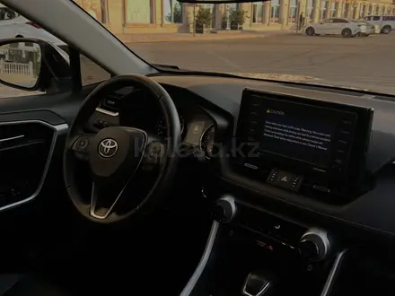 Toyota RAV4 2021 года за 15 000 000 тг. в Актау – фото 5