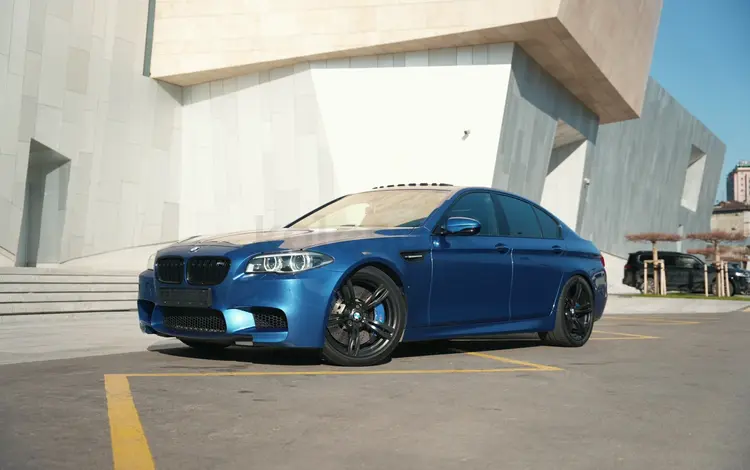BMW M5 2016 года за 40 000 000 тг. в Алматы
