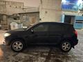 Toyota RAV4 2011 года за 6 000 000 тг. в Астана – фото 2