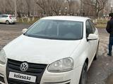 Volkswagen Jetta 2010 года за 3 400 000 тг. в Астана – фото 3