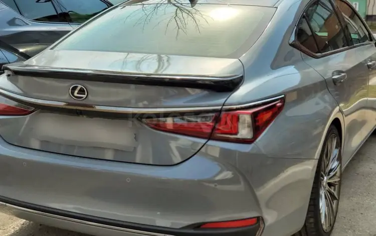 Спойлер на багажник Lexus ES 2018-2025 за 35 000 тг. в Алматы