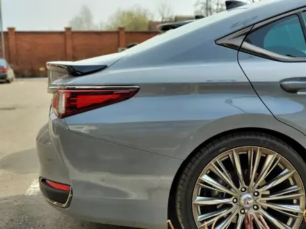 Спойлер на багажник Lexus ES 2018-2025 за 35 000 тг. в Алматы – фото 3