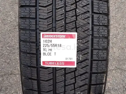 Шины Bridgestone 225/55R18 Blizzak ICE за 98 000 тг. в Алматы