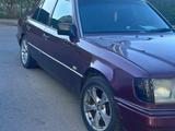 Mercedes-Benz E 220 1994 года за 1 400 000 тг. в Астана – фото 4