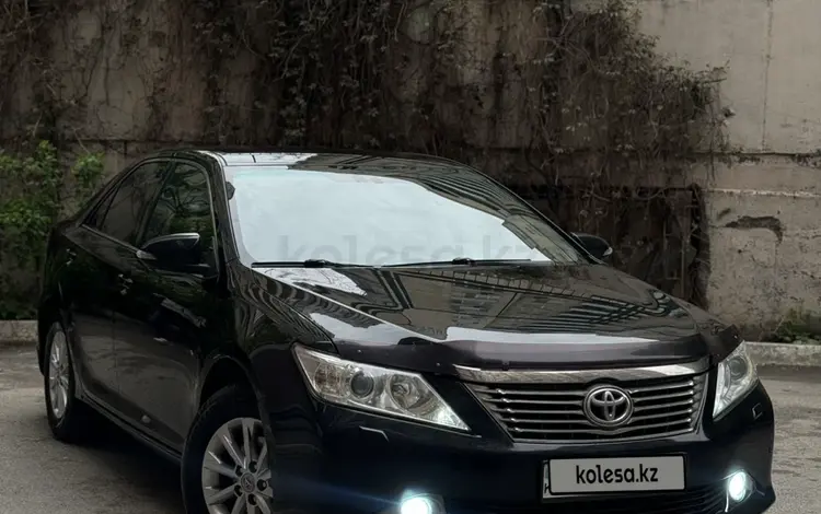Toyota Camry 2014 года за 10 000 000 тг. в Алматы