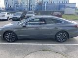 Hyundai Sonata 2022 года за 14 500 000 тг. в Усть-Каменогорск – фото 2