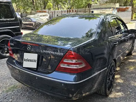 Mercedes-Benz C 200 2004 года за 4 500 000 тг. в Алматы – фото 12