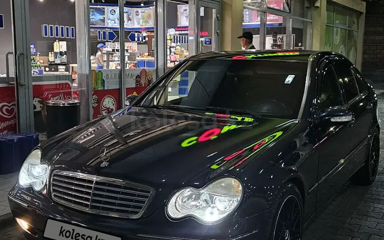 Mercedes-Benz C 200 2004 годаүшін4 500 000 тг. в Алматы