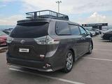 Toyota Sienna 2018 годаүшін7 000 000 тг. в Алматы – фото 4