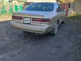 Toyota Camry 1998 годаүшін3 100 000 тг. в Урджар – фото 2