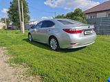 Lexus ES 300h 2014 года за 11 500 000 тг. в Аксай – фото 4