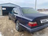 Mercedes-Benz E 280 1994 годаfor1 700 000 тг. в Байконыр – фото 4