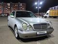 Mercedes-Benz E 240 1998 года за 2 700 000 тг. в Актау