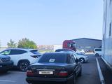 Mercedes-Benz E 320 1993 года за 1 400 000 тг. в Караганда – фото 2