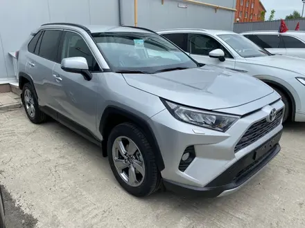 Toyota RAV4 2021 года за 15 500 000 тг. в Уральск – фото 11