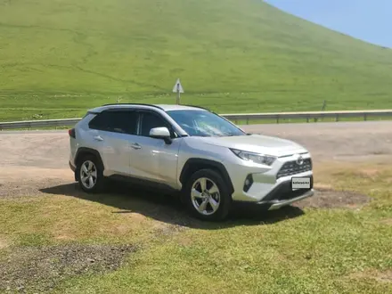 Toyota RAV4 2021 года за 15 500 000 тг. в Уральск – фото 8