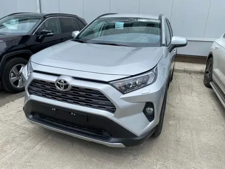 Toyota RAV4 2021 года за 15 500 000 тг. в Уральск – фото 9