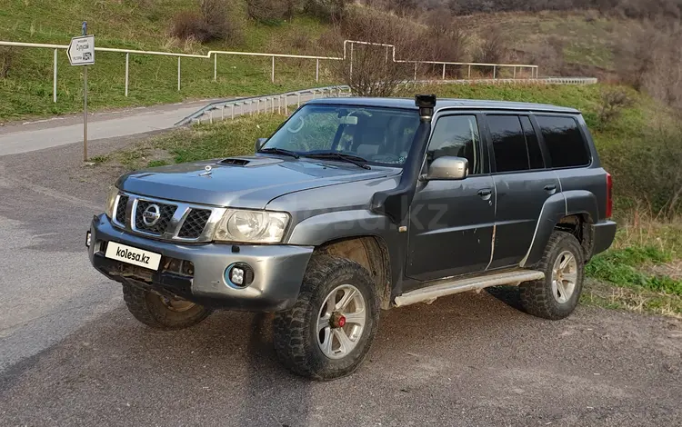 Nissan Patrol 1999 годаүшін6 000 000 тг. в Алматы