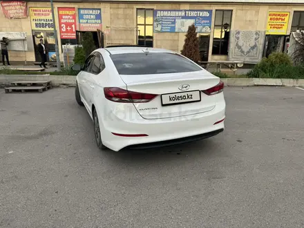 Hyundai Elantra 2018 года за 8 000 000 тг. в Алматы – фото 4