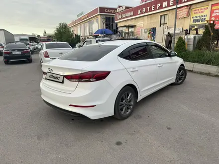 Hyundai Elantra 2018 года за 8 000 000 тг. в Алматы – фото 5