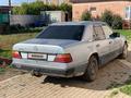 Mercedes-Benz E 260 1992 года за 800 000 тг. в Астана – фото 2